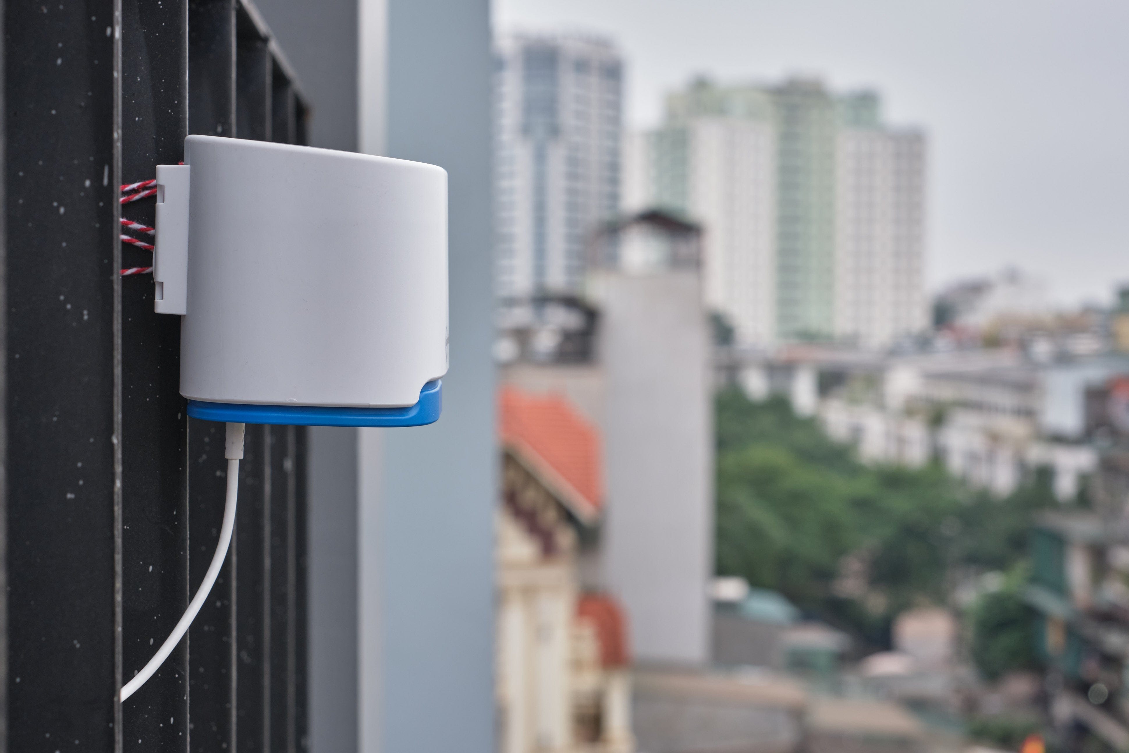 AirGradient STEM AirGradient Open Air - Award Winning Outdoor Air Quality Monitor - O-1PST