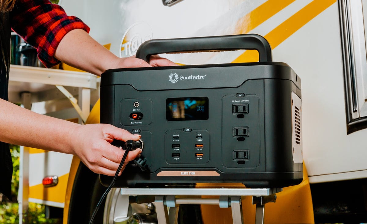 Southwire Power Supply Southwire Elite 1100 Series™ Portable Power Station - 53253