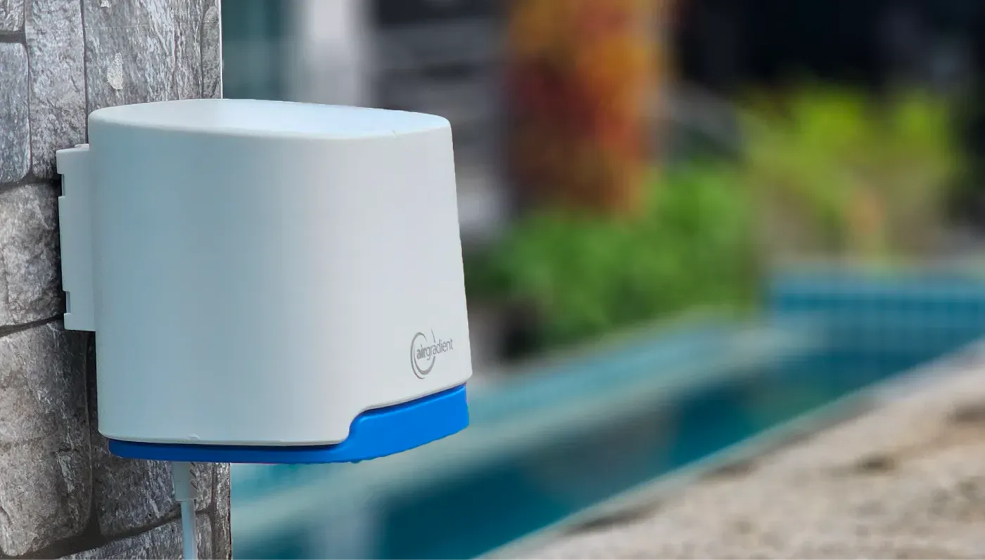 AirGradient STEM AirGradient Open Air - Award Winning Outdoor Air Quality Monitor - O-1PST