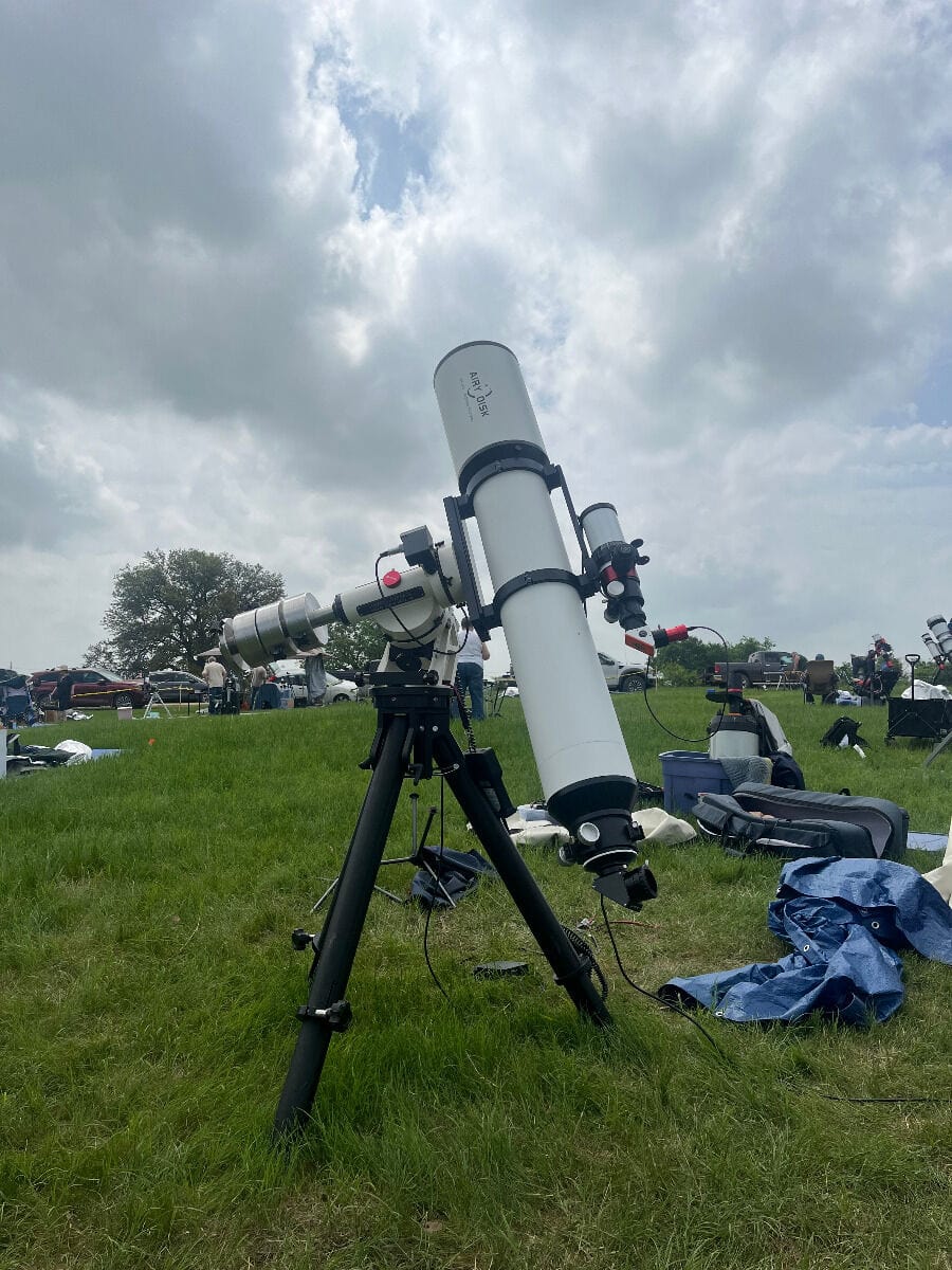 Airy Disk Telescope Airy Disk APO 204mm f/7 Triplet ED FK61 Apochromatic Refractor APO w/ Aluminum Case and 0.8x Flattebener - AP204