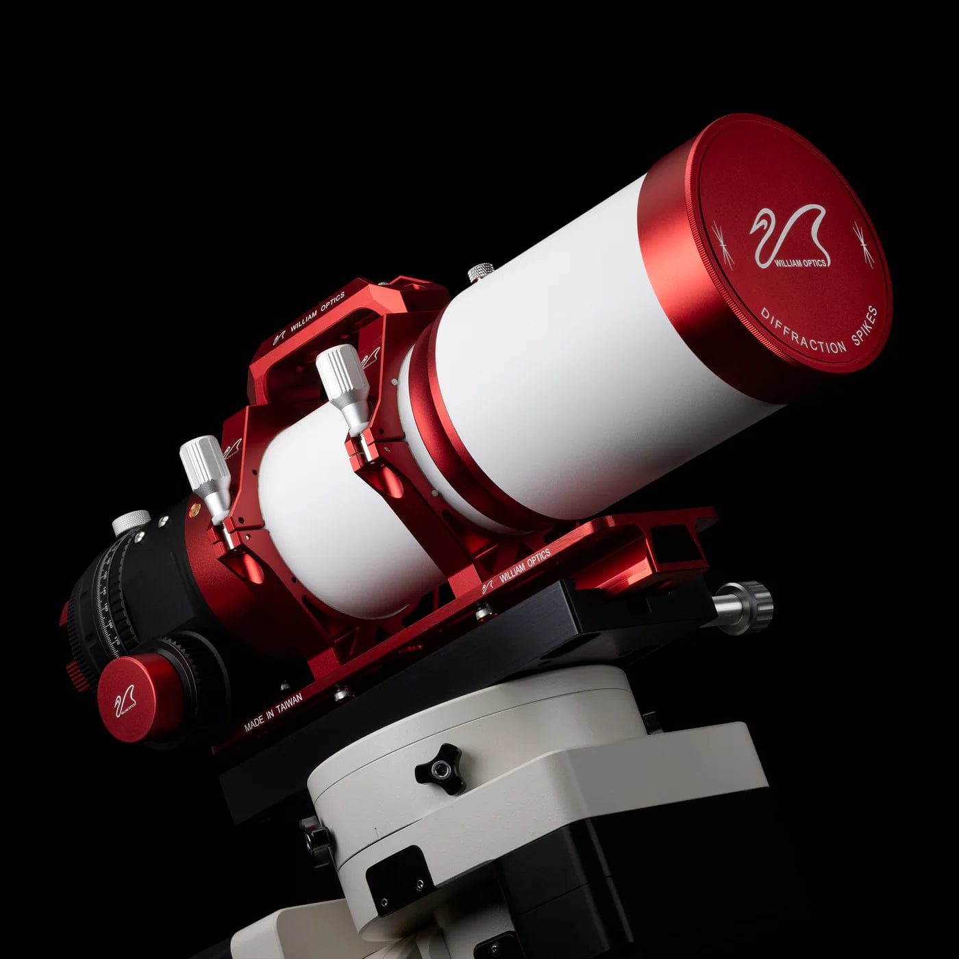 William Optics Telescope William Optics FLT 91mm f/5.9 OTA with FPL-53 Optics and Dual Speed 3.3" R&P Focuser